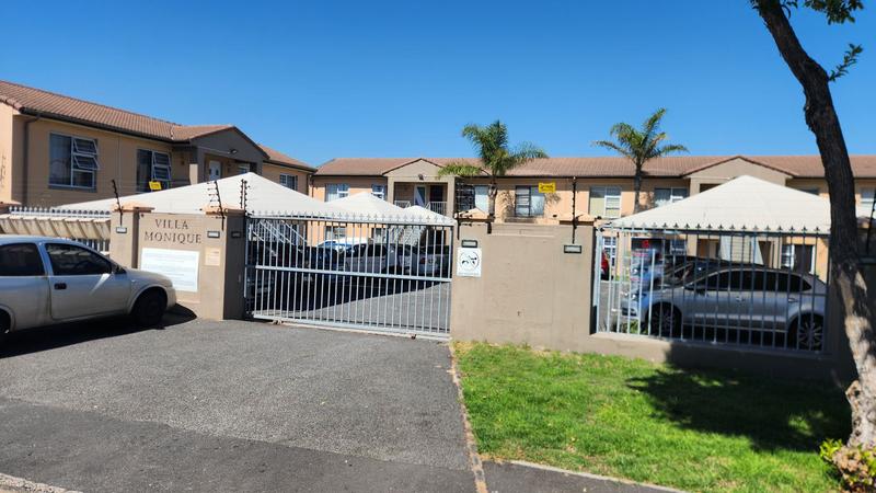 2 Bedroom Property for Sale in De La Haye Western Cape